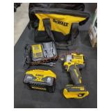 DeWalt 20v MAX 1/2" Compact Wrench Kit