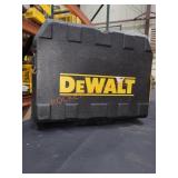 DeWalt 20V/12V Cross-Line Laser Level