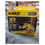 DeWalt 20v 4 ah and 8 ah battery starter kit