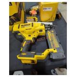 DeWalt 20v 18 ga brad nailer