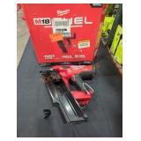 Milwaukee M18 21ï¿½ Framing Nailer
