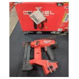 Milwaukee M18 18GA Brad Nailer