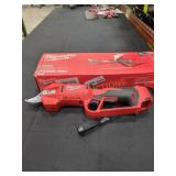 Milwaukee M12 pruning shears