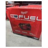 Milwaukee M12 3/8" stubby impact wrench