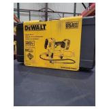 DeWalt Grease Gun Kit