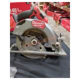 Milwaukee M18 7 1/4 Circular Saw