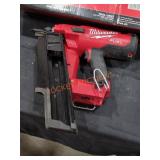 Milwaukee M18 21ï¿½ Framing Nailer