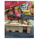 Milwaukee M18 hatchet 8" pruning saw