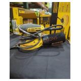 DeWalt 5" variable random orbit sander