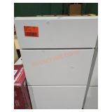 18" x 24" x 34.5" Base Cabinet