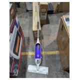 Swiffer floor mop