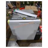 GE 24" Built in Dishwasher