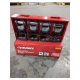 Husky 16