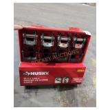 Husky 16