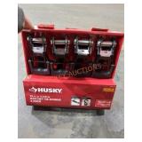Husky 16