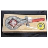 Adjustable Corner Clamp