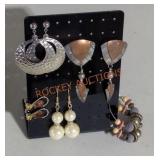 Misc Costume Earring Lot