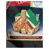 Dickensvale Holiday Decor