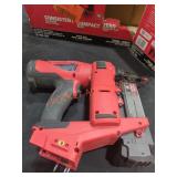 Milwaukee M18 18 Gauge Brad Nailer
