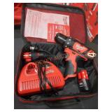 Milwaukee M12 3/8" Drill/Driver Kit