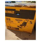 DeWalt 21"Gas  Self-Propelled Lawn Mower