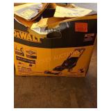 DeWalt 21" Gas Self Propelled Lawn mower
