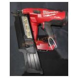 Milwaukee M18 21ï¿½ Nailer