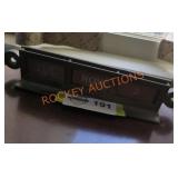 Interchangeable Desk Calendar