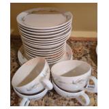 Vintage Syracuse Lynnfield Cups & Saucers