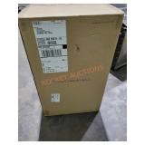 Visual Comfort & Co. Chandelier