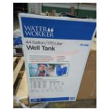 Water Worker 44 gal well tank