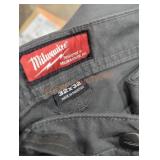Milwaukee 32 x 32 pants
