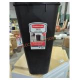 Rubbermaid swing top trash can no lid