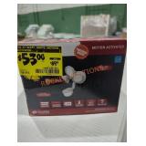 Halo triple head security floodlight