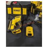 DeWalt 23GA pin nailer kit