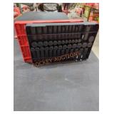 Milwaukee 106 PC 1/4" & 3/8" Drive Metric & Sae