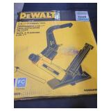 Dewalt 2in1 Flooring Tool