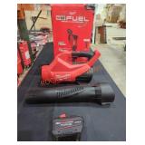 Milwaukee M18 Blower + M18 HD12.0 Battery