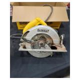 DeWalt Corded 7-1/4" Circular Saw