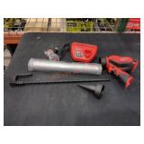 Milwaukee M12 20oz. Caulk and Adhesive Gun