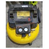 DeWalt 6Gal Corded Air Compressor