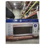 GE 1.1 cu.ft. Countertop Microwave Oven
