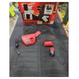 Milwaukee M12 Medium Black Heated Vest Kit