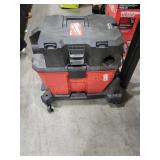 Milwaukee M18 9 Gallon Wet/Dry Vacuum