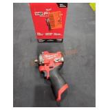Milwaukee M12 3/8" Stubby Impact Wrench