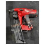 Milwaukee M18 21ï¿½ Nailer