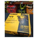 DeWalt 21ï¿½ Plastic Collated Framing Nailer
