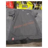 Milwaukee Medium Short Sleeve Shirt