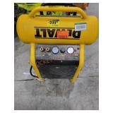 Dewalt 4.5Gallon Air Compressor