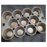 Cast Iron Muffin Pan